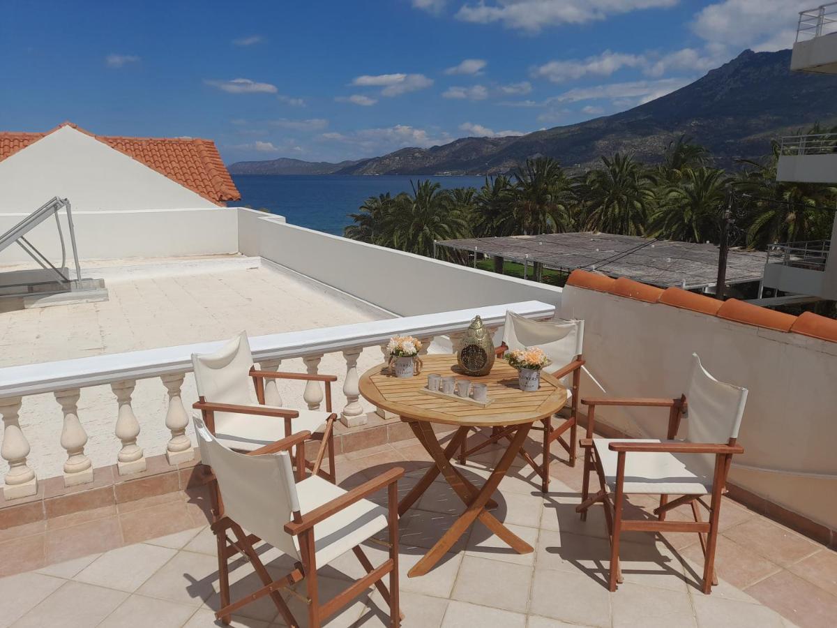 Villa Seabreeze Loutráki Buitenkant foto